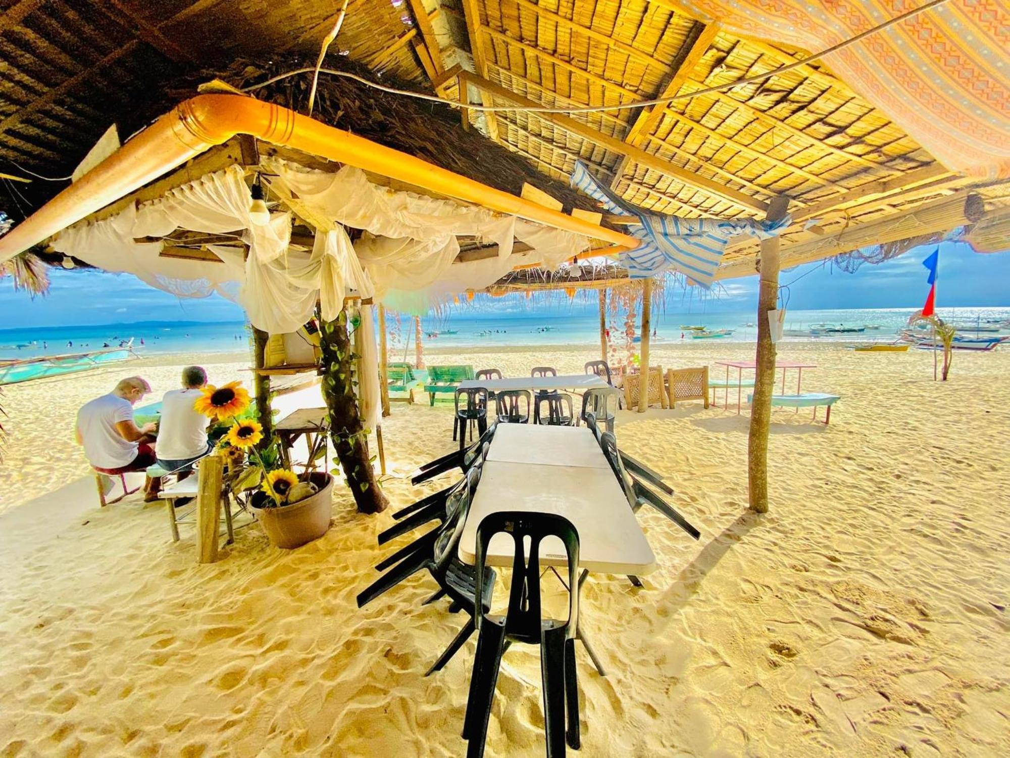 Dohibern Beach Resort 반타얀 아일랜드 외부 사진