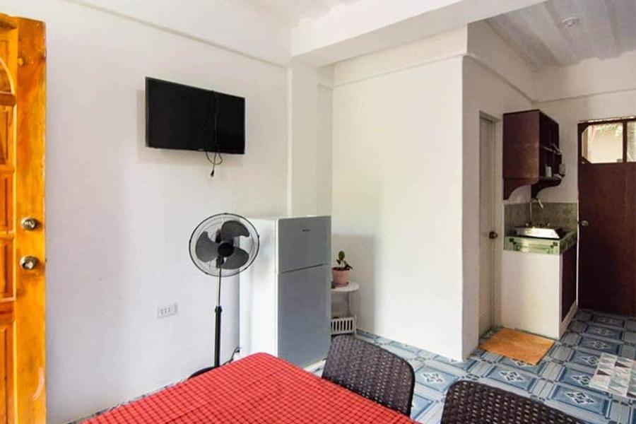 Dohibern Beach Resort 반타얀 아일랜드 객실 사진